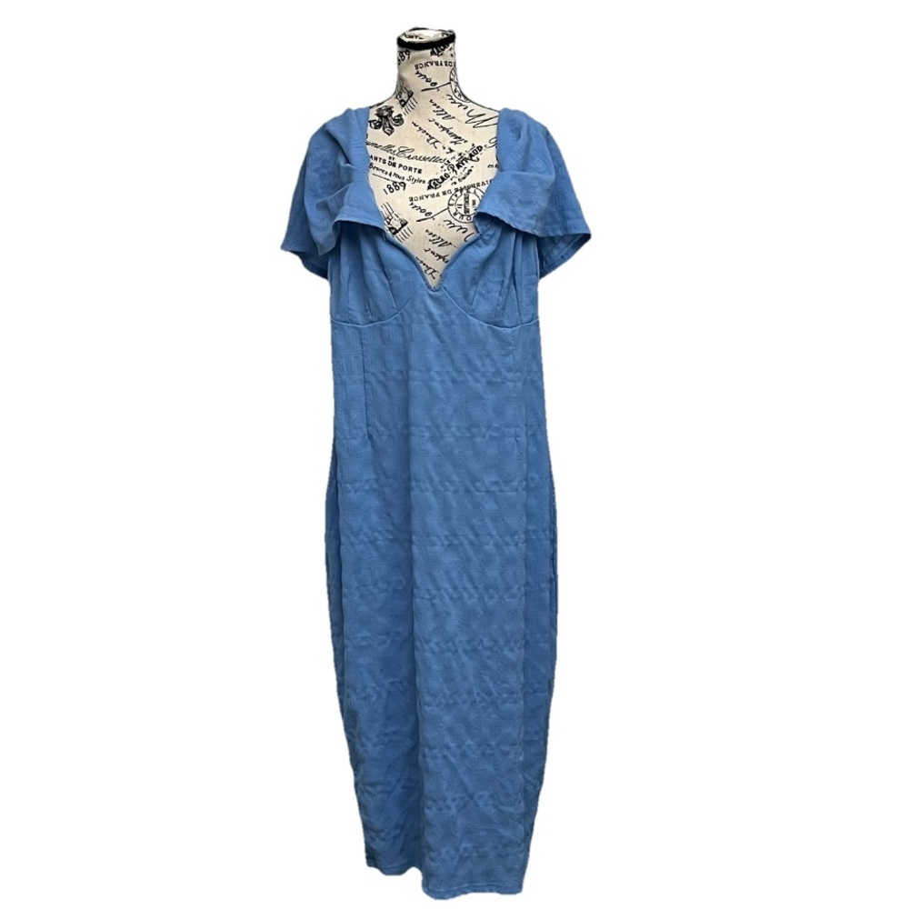 Pretty Little Thing PLUS BLUE TEXTURED BARDOT MIDI DRESS 16 Preppy Coastal Beach - Picture 3 of 11